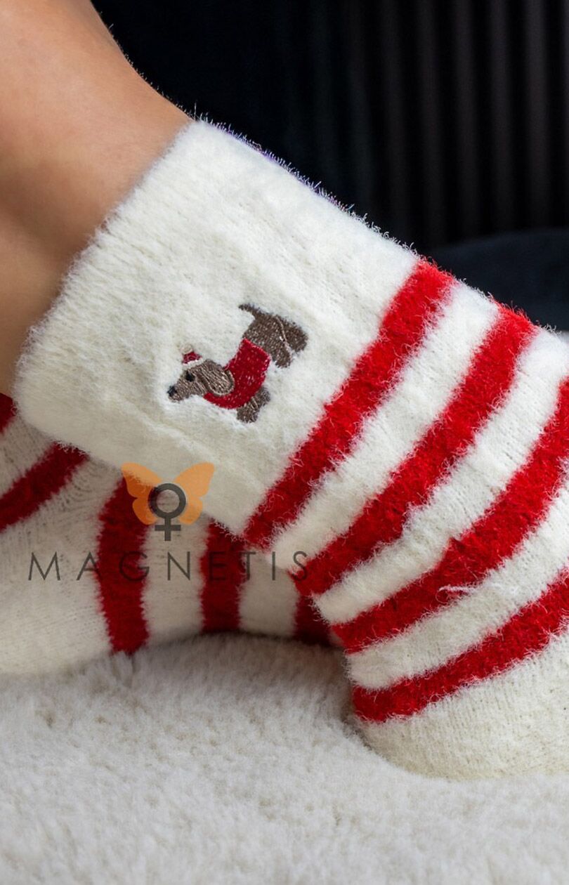 Odkryj kolekcję przytulnych skarpet zimowych podczas ekscytujących ofert z okazji Czarnego Piątku